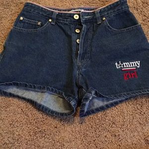 Vintage tommy girl denim shorts !
